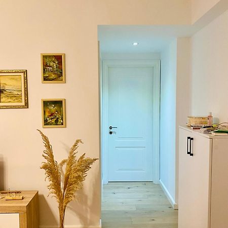 Jolie Center Apartment Tirana Extérieur photo