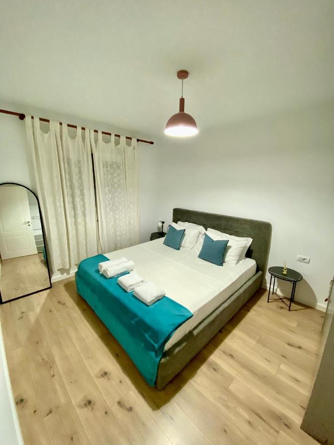 Jolie Center Apartment Tirana Extérieur photo